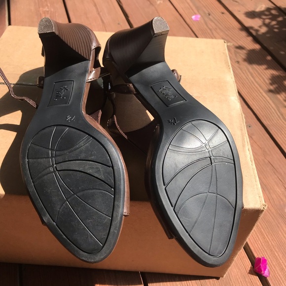 Fiona sandals in great condition - Picture 4 of 4